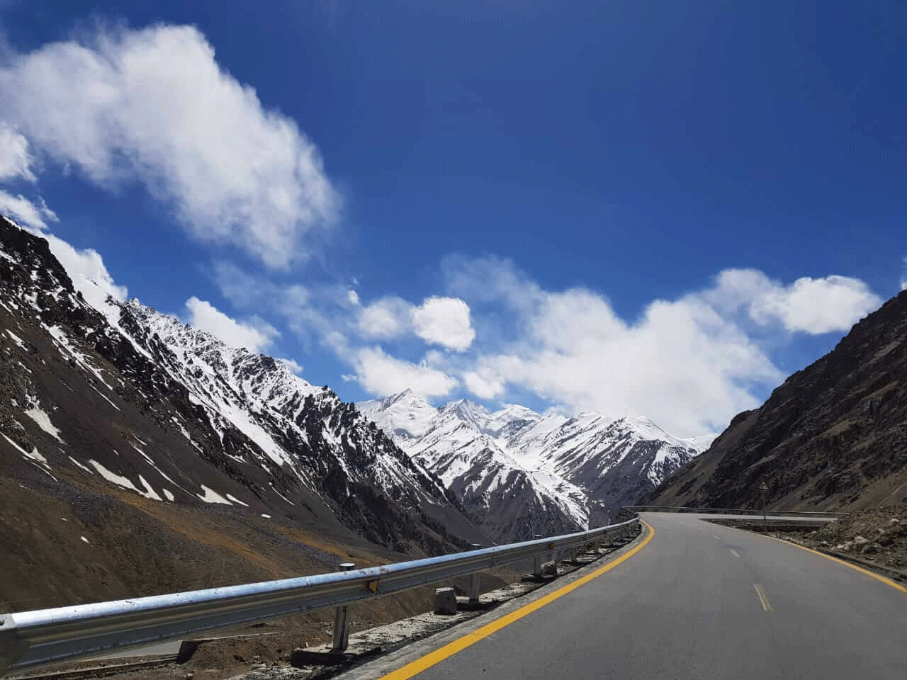 hunza travel pakistan