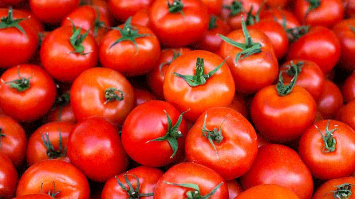 Shakshuka needs ripe, red tomatoes.